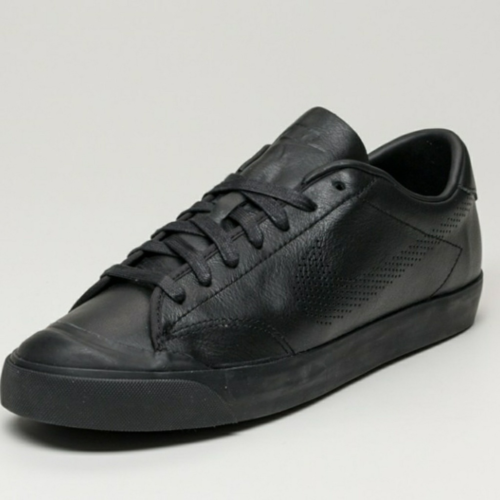 Nike mens all court 2 low all black sz 9